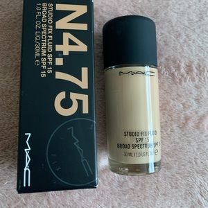 COPY - N4.75 Mac Concealer